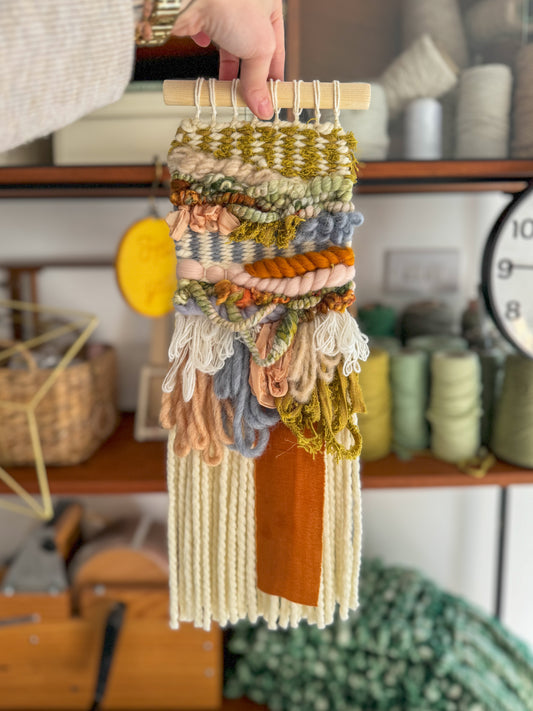 Woven Hanging 10